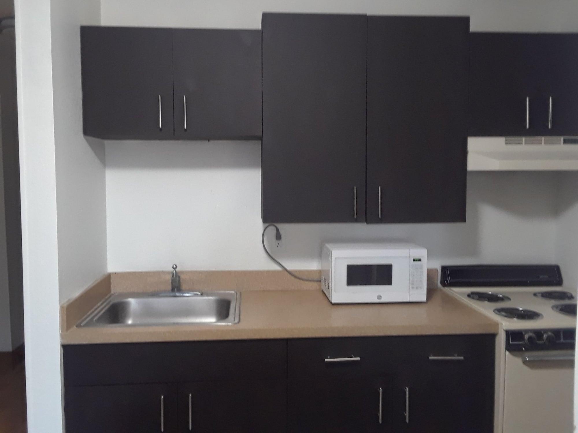 Welcome Suites Hazelwood Extended Stay Hotel المظهر الخارجي الصورة